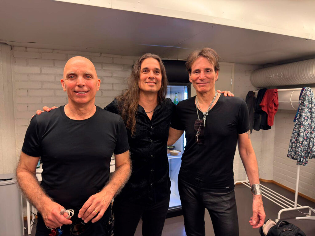 Kiko Loureiro, Steve Vai, Joe Satriani